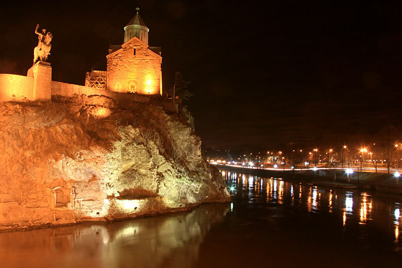 Прогулка по Тбилиси - night_old_tbilisi_4.jpg
