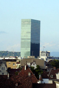 Вот этот традиционный небоскреб - basler-messeturm_9.jpg