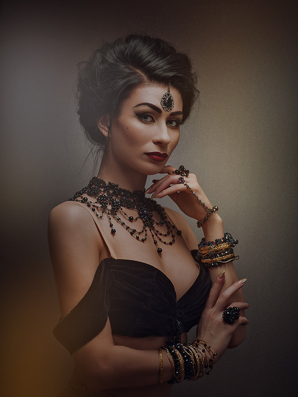 Приятные Женщины - Mata Hari.jpg