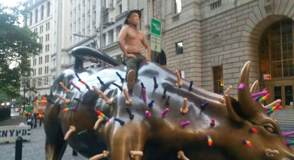 США vs Россия - wall street.jpg