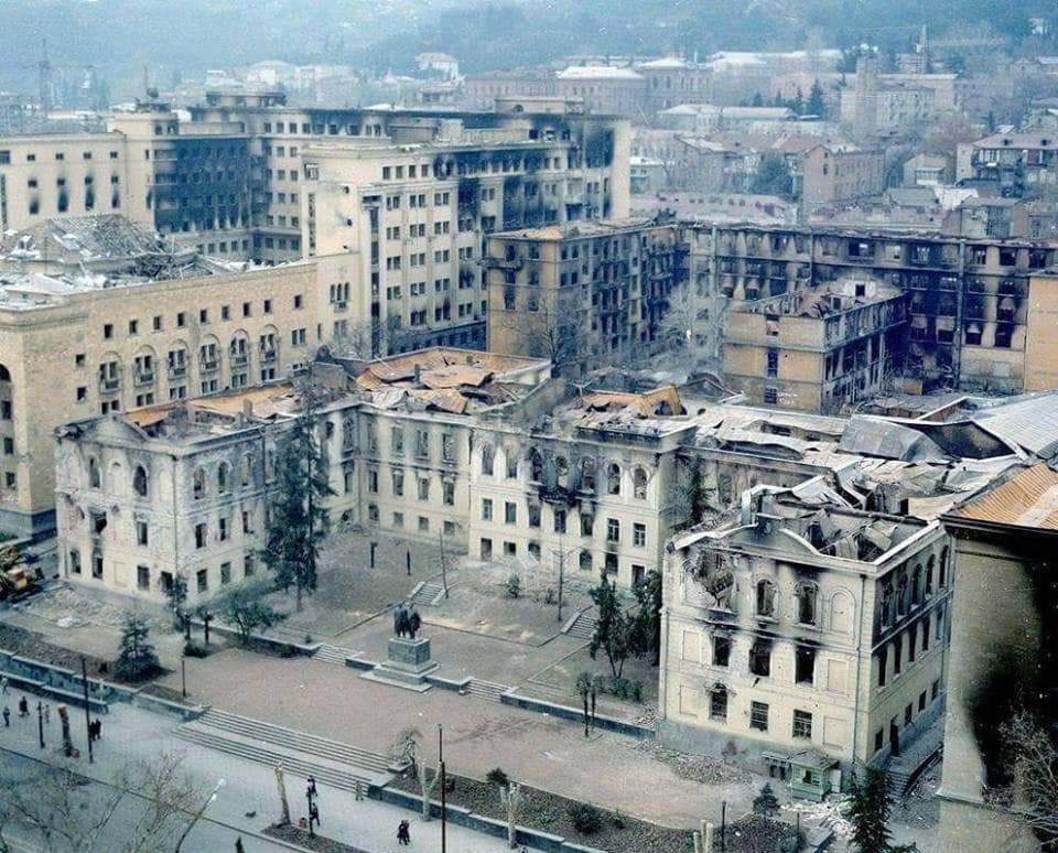 Грузия 90-х годов 20 века - Тбилиси-1991.jpg