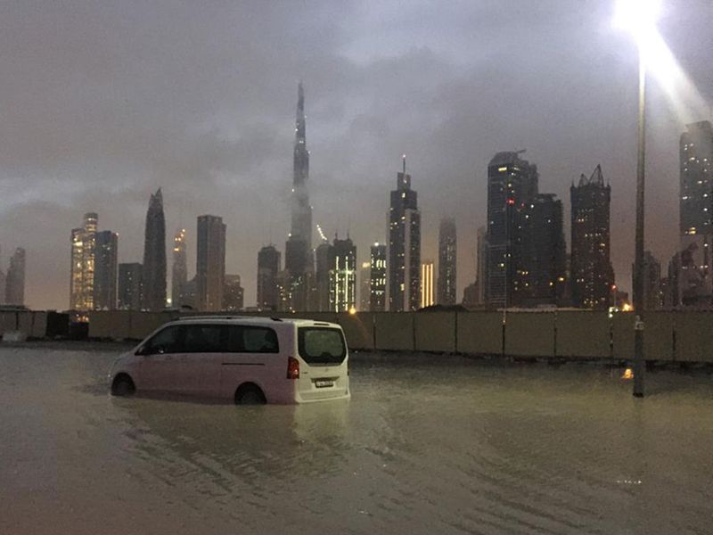 Мысли вслух - Rain-in-Dubai_16f929d3253_original-ratio.jpg