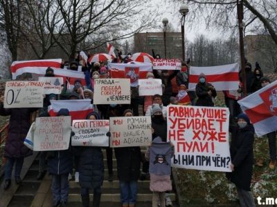 Беларусь - В Минске жестко задерживают участников протеста.jpg