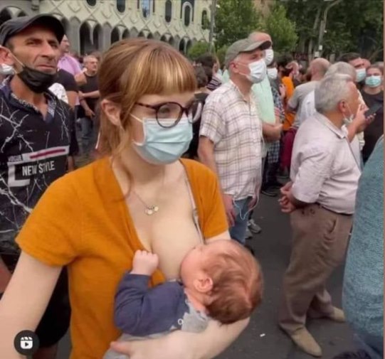Фото дня - протест с малых лет.jpg